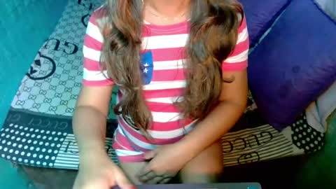linkingqueens69 online show from August 11, 9:55 am