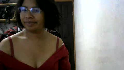liora online show from August 14, 3:54 am