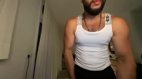 Lipo Six online show from August 6, 11:15 pm