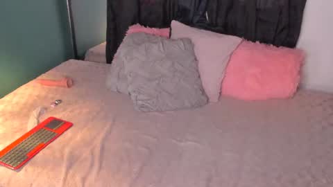 liry online show from August 13, 9:18 pm