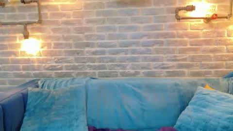 Lisa Caprice online show from August 14, 8:18 am