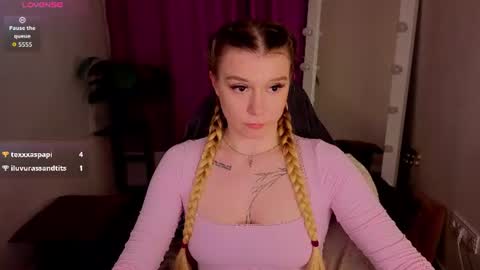 lisa_rabbit online show from August 14, 7:12 am