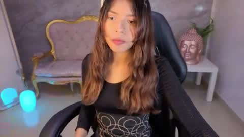 Liz online show from August 11, 8:11 pm