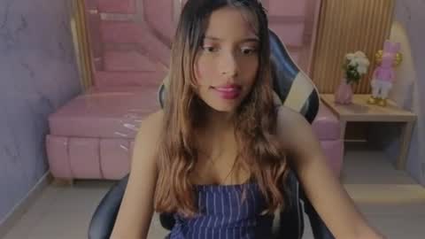 Liz online show from August 13, 8:23 pm