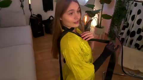 Elisabeth or Lisa online show from August 10, 2:51 pm