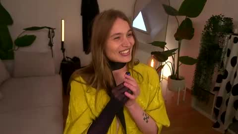 Elisabeth or Lisa online show from August 10, 4:19 pm