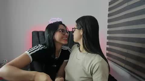 lisa_sophia online show from July 26, 2:38 am