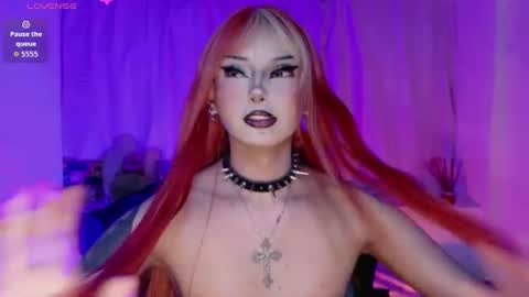 lisa_sparkleee online show from August 7, 7:30 am