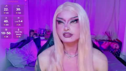lisa_sparkleee online show from August 12, 7:54 am