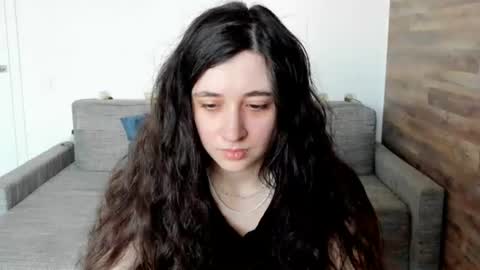 lisa_witty online show from August 2, 9:49 am