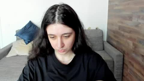 lisa_witty online show from August 6, 9:41 am