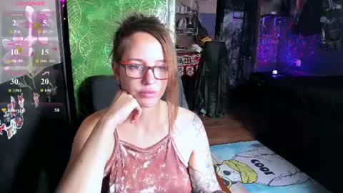 Lisa online show from August 8, 7:30 am
