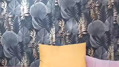 Lisa Grand online show from August 1, 9:15 am