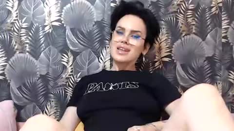 Lisa Grand online show from August 14, 6:17 am
