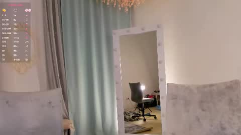 Lisa blonde  Alisa brunette online show from July 23, 12:57 am