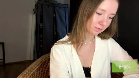 lisasmall online show from July 31, 7:19 pm