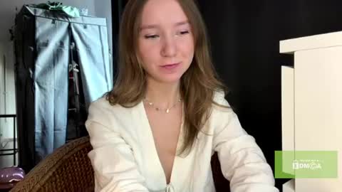 lisasmall online show from August 2, 5:42 pm