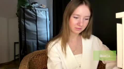 lisasmall online show from August 14, 6:44 pm