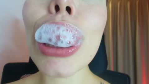 lisbet_21x online show from July 22, 1:08 am