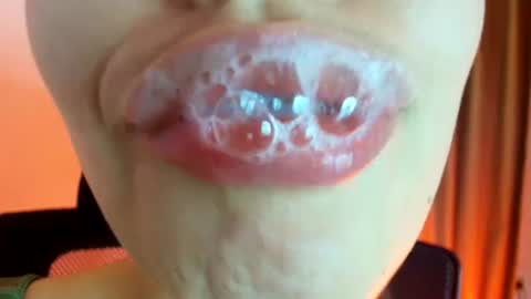 lisbet_21x online show from July 23, 11:40 pm