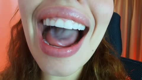 lisbet_21x online show from July 25, 1:48 pm