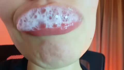 lisbet_21x online show from July 28, 10:16 pm