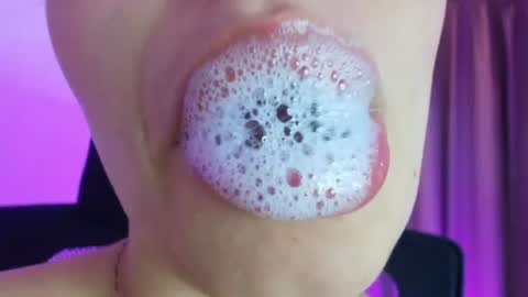 lisbet_21x online show from July 29, 9:11 pm