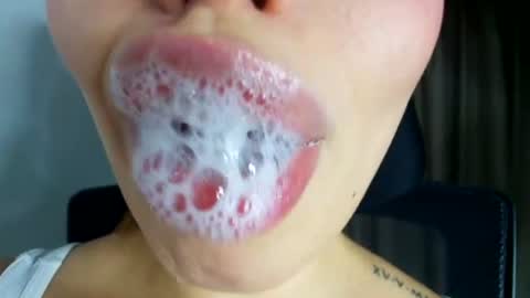 lisbet_21x online show from August 5, 11:36 pm