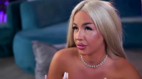 LisetteLuxe online show from August 11, 12:23 am