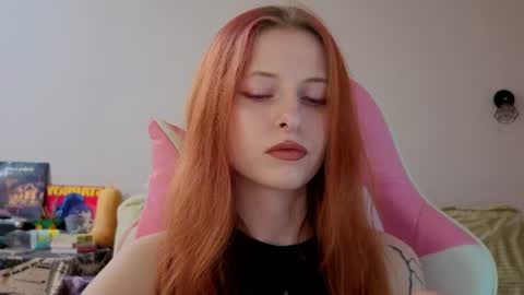 LISIA online show from August 15, 2:43 pm