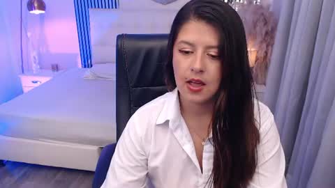 Andrea online show from August 8, 9:31 am