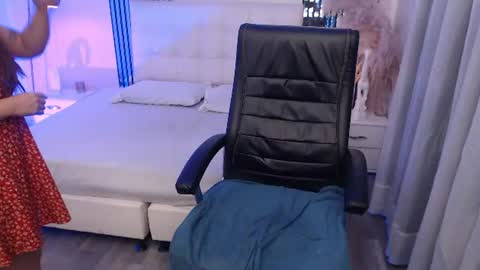 Andrea online show from August 13, 7:11 am