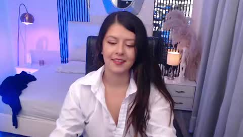 Andrea online show from August 14, 6:06 am