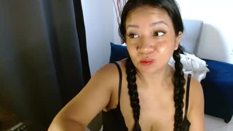  Liss  online show from July 31, 1:06 pm