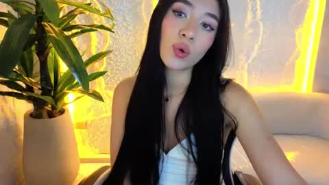 liss_tp online show from August 5, 4:05 pm