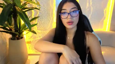 liss_tp online show from August 5, 5:11 pm