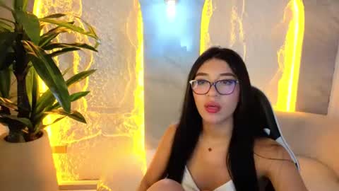 liss_tp online show from August 5, 6:17 pm
