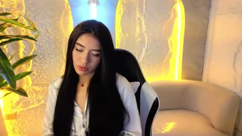 liss_tp online show from August 6, 3:11 pm