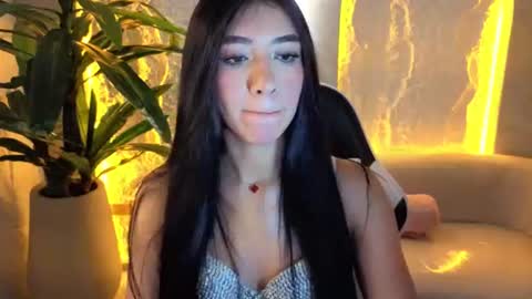 liss_tp online show from August 13, 4:10 pm