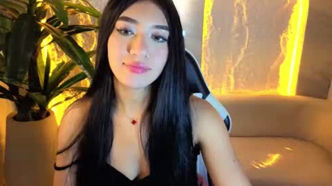 liss_tp online show from August 14, 4:32 pm