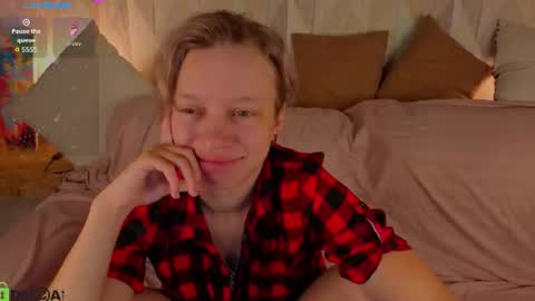 lissa_kitsune online show from August 8, 1:27 am
