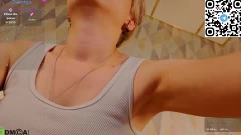 lissa_kitsune online show from August 13, 4:26 am