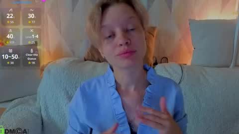 lissa_kitsune online show from August 14, 1:09 am