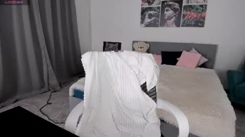 lissameoww online show from August 14, 5:33 am