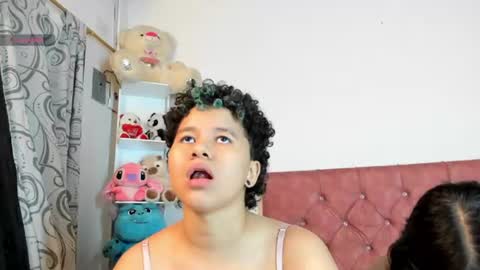 lissy_kimmy online show from August 8, 12:22 am