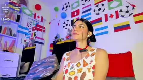 Lis  online show from July 17, 4:29 pm