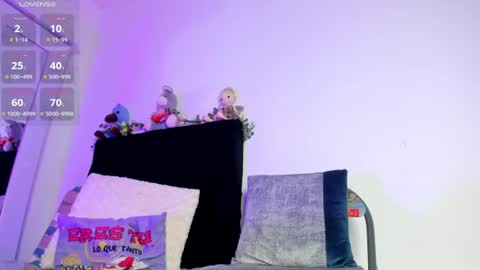 Lis  online show from July 29, 10:06 pm