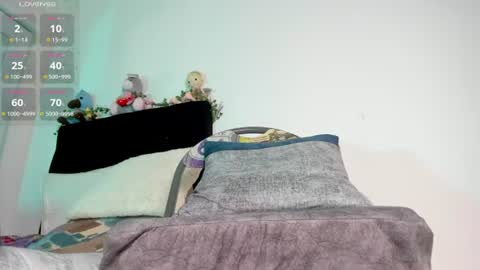 Lis  online show from August 5, 10:41 pm