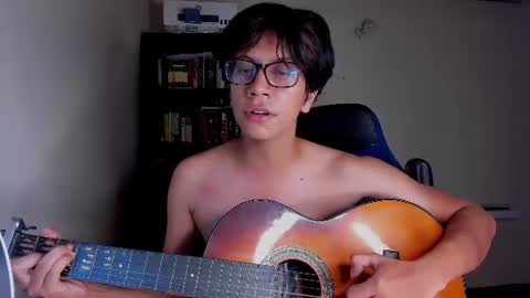 literateboy online show from June 20, 3:06 am