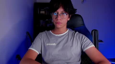 literateboy online show from July 8, 1:42 am